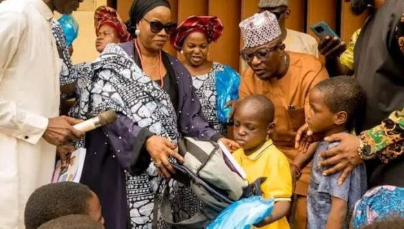 Council Distributes 5,000 School Bags, Learning Materials to Pupils in Lagos