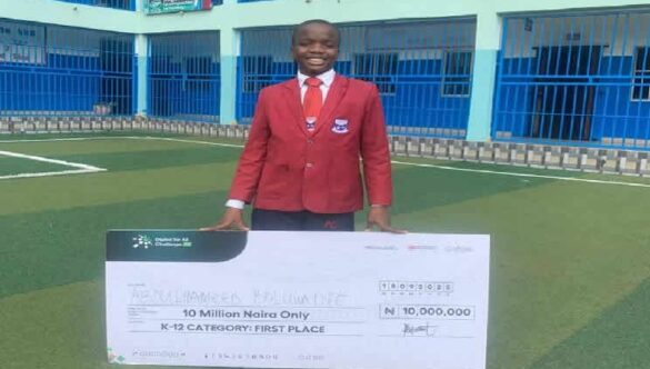 College Student Beats 15,000 Contestants to Win ₦10m in National IT Challenge in Lagos
