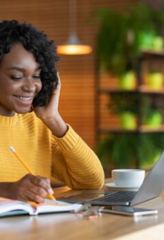 Beware of Scam: All You Need To Know About Online Classes