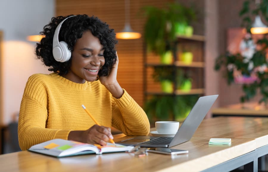 Beware of Scam: All You Need To Know About Online Classes